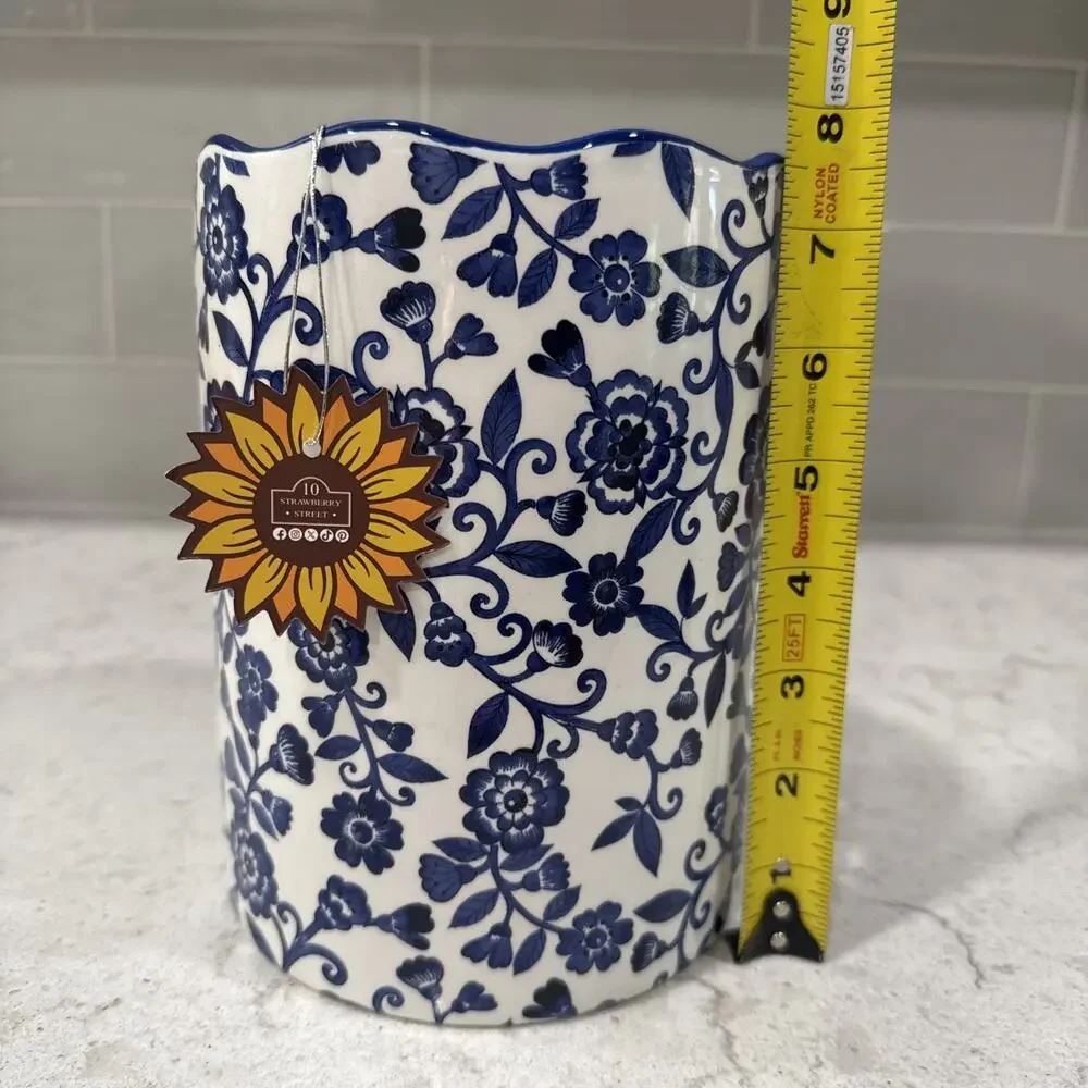BLUE & WHITE 10 Strawberry St Utensil Holder Crock Canister Vase Chinoiserie NEW